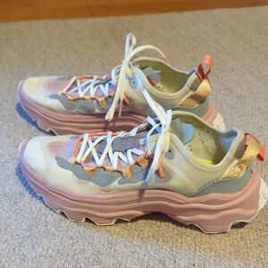 Women's Sorel Kinetic Colorblock Sneakers Size 8.5 NL4691-191